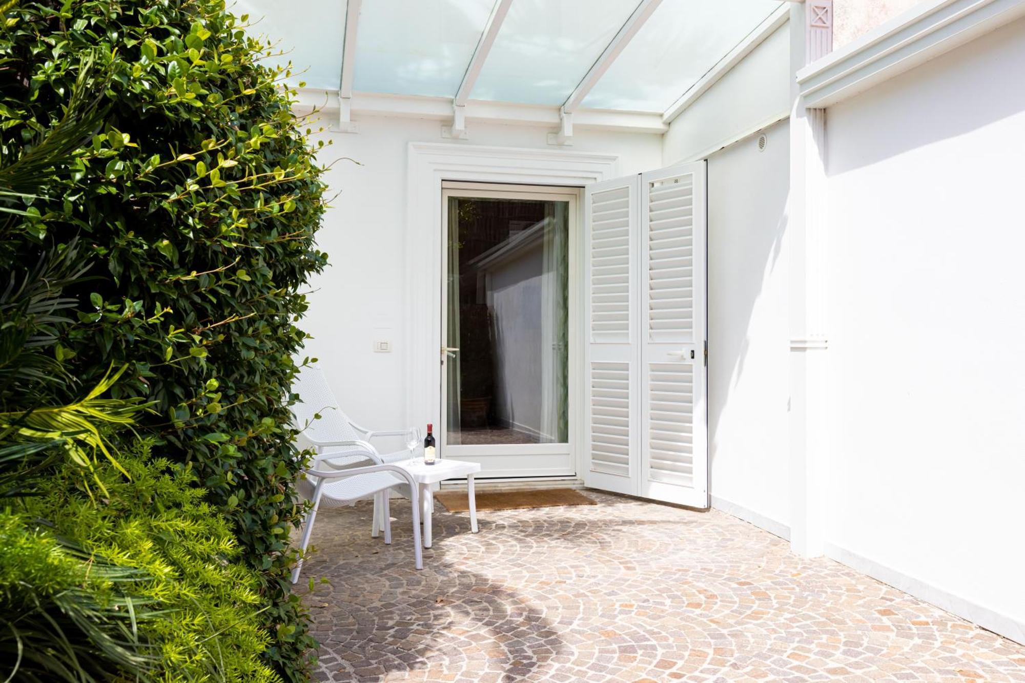 Relais Villa Savarese Sant'Agnello Exterior photo