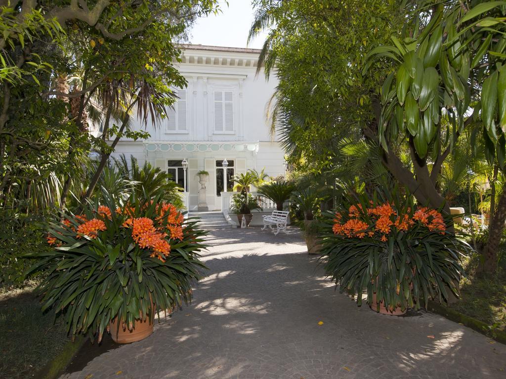 Relais Villa Savarese Sant'Agnello Exterior photo