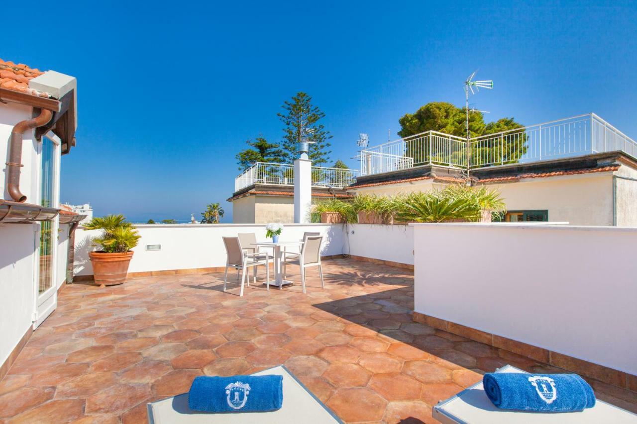 Relais Villa Savarese Sant'Agnello Exterior photo